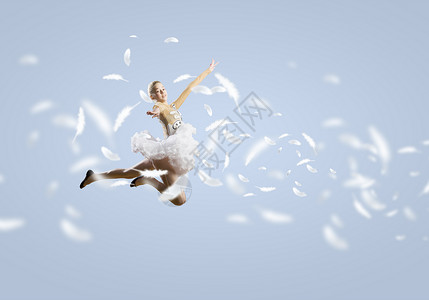 轻盈的感觉轻漂亮的芭蕾舞女跳跳舞图片