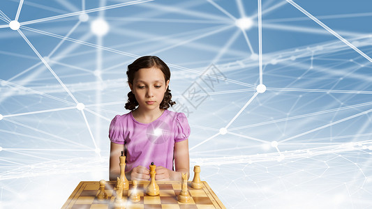 下棋的女孩聪明的头脑下棋轻的高加索女孩下棋背景