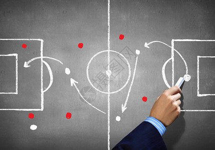 足球比赛策略特写人物手绘足球战术计划的形象图片