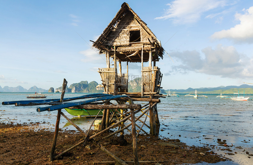 菲律宾巴拉望岛的传统渔村图片