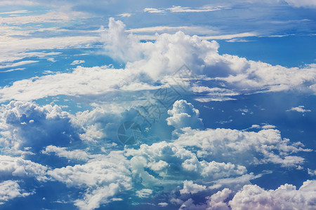 维米复翼飞机飞机上俯瞰云层的美丽景色背景
