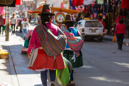 秘鲁人城市街道背景图片