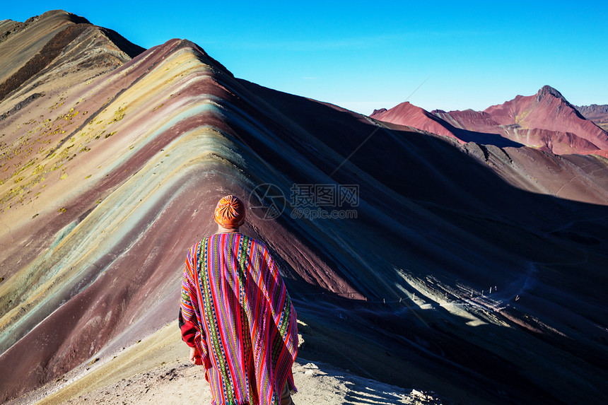 秘鲁库斯科地区维尼昆卡的徒步旅行场景蒙大纳德西特科洛雷斯,彩虹山图片