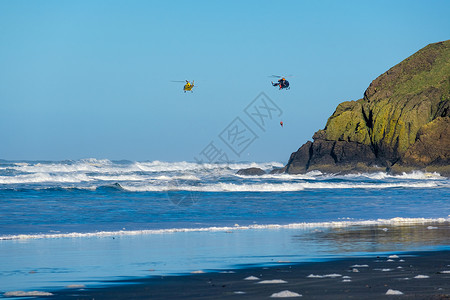太平洋海岸,开普敦失望,WA,美国海岸警卫队直升机天空中背景