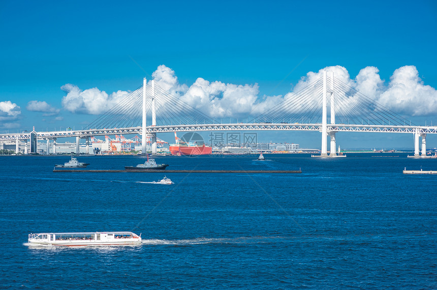 日本横滨湾大桥图片