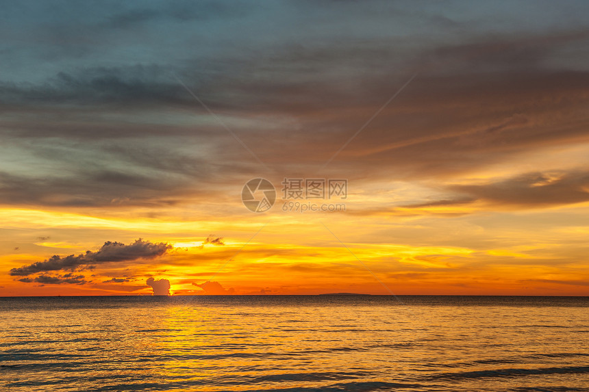 美丽的日落Boracay海滩,菲律宾图片