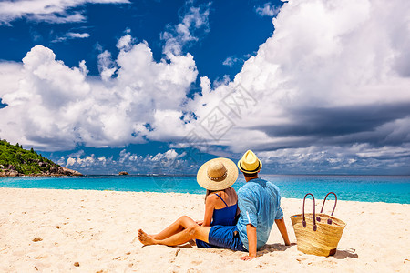 随便夫妇马赛尔的热带海滩放松背景