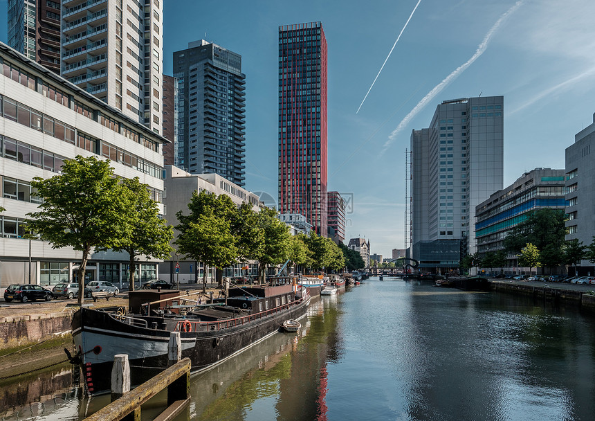 鹿特丹城市景观天际线与水渠前荷兰荷兰南部图片