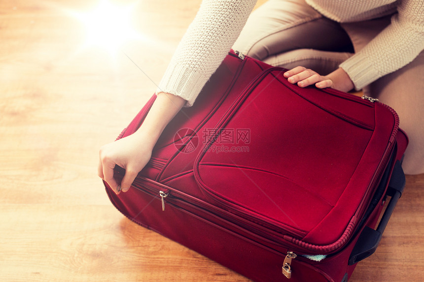 暑假,旅游,旅游物品妇女包装拉链旅行袋度假妇女包装旅行袋度假图片