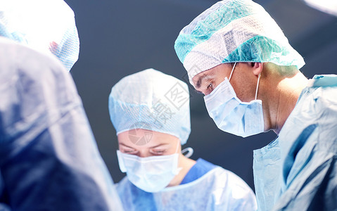 外科,医学人的医院手术室手术的外科医生小医院手术室的外科医生小图片