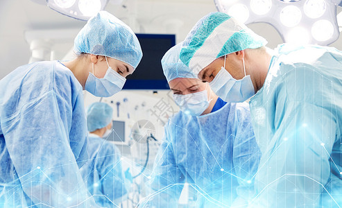 医院手术室手术的外科医生高清图片