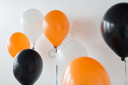 生日黑色节日,装饰派堆气球万节生日白色背景万节生日派的气球背景