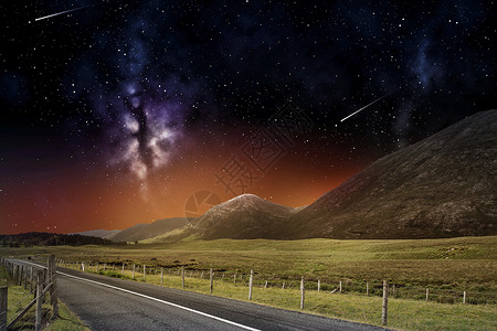 旅行,天文学景观景观与沥青道路山脉夜空与流星背景夜间景观的道路山脉超过图片