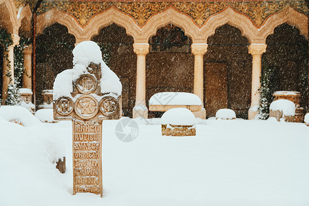 冬季暴风雪期间,布加勒斯特Stropoleos修道院图片