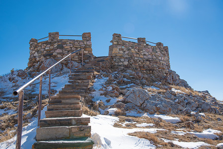 药弓森林沿雪岭风景道的观测点图片