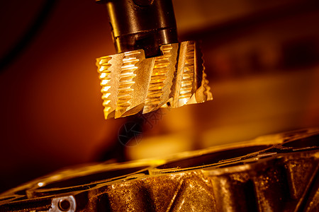 金工数控铣床切割金属现代加工技术图片