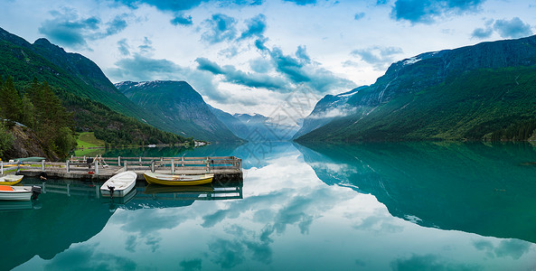 美丽的自然挪威自然景观全景图片