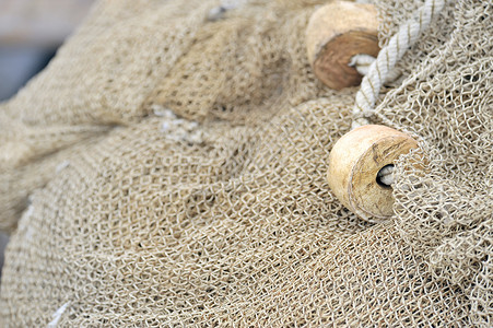 船上漂浮物的渔网背景图片