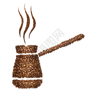 创意静物的铜土耳其咖啡壶土耳其,由咖啡豆制成,隔离白色图片