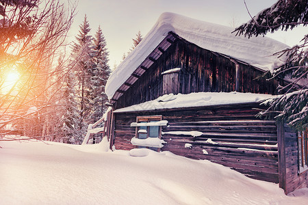 旧木屋冬季景观照片图片