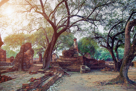泰国Siamayutthaya的旧首都废墟图片