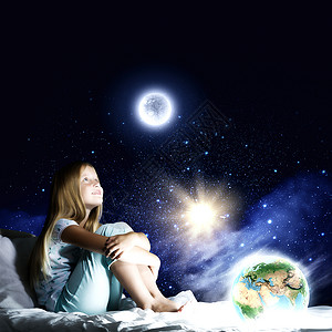 晚安女孩坐床上梦这幅图像的元素由美国宇航局提供的背景图片