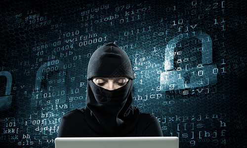 互联网安全穿深色衣服的黑客女人数字背景下用笔记本电脑背景图片