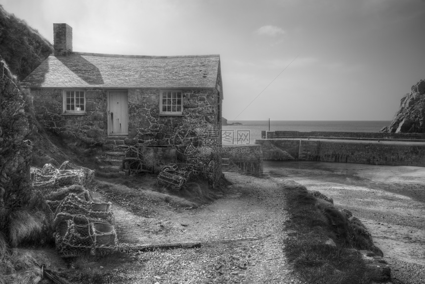 传统英国老渔村的黑白形象图片