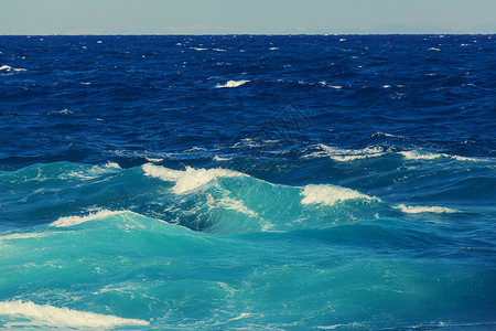 塞浦路斯的海浪图片