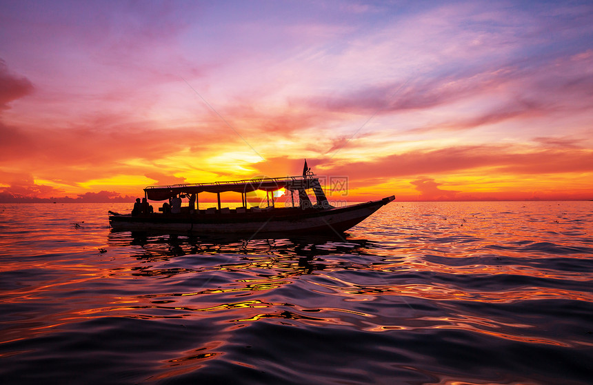 柬埔寨KEP的渔船图片