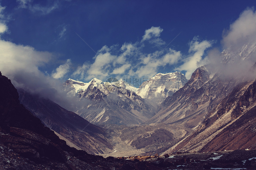 风景优美的山景,坎陈琼加地区,喜马拉雅山,尼泊尔图片