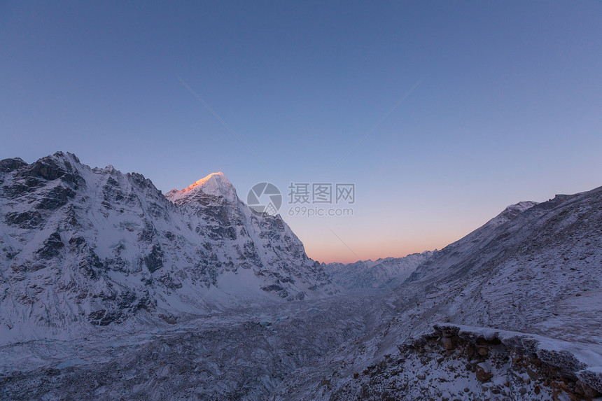 风景优美的山景,坎陈琼加地区,喜马拉雅山,尼泊尔图片