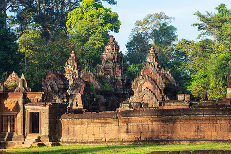 古高棉寺庙科克尔吴哥地区附近的Siem收获,柬埔寨图片