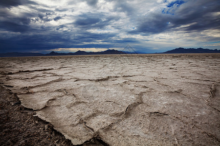 犹他州的盐沙漠,波恩维尔高清图片