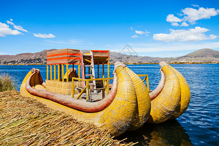 卡卡安帅告别托托拉船蒂蒂恰卡湖附近,秘鲁背景
