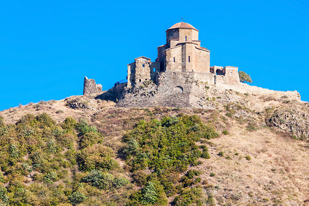 班尼瓦里山上的jvari修道院这个6世纪格鲁吉亚东正教修道院附近的姆特谢塔,格鲁吉亚背景