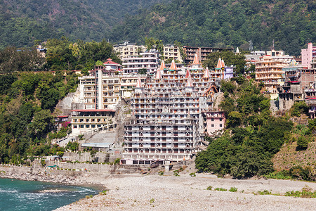 里希克什印度努尔亨的个城市,它被称为通往加尔瓦尔喜马拉雅山的门户图片