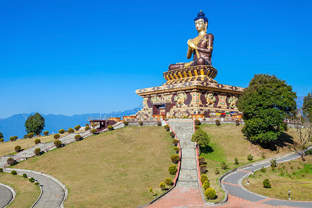 130英尺高的佛像位于印度拉旺拉的佛像公园图片