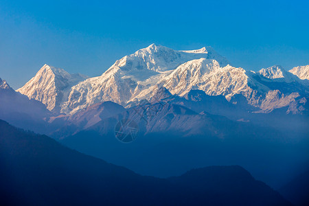 康辰君哈喜马拉雅山脉希马尔高清图片