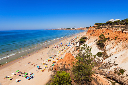 葡萄牙阿尔布菲拉的法雷西亚海滩,阿尔加夫地区高清图片