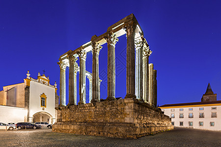 埃沃拉罗马神庙,蒂莫洛德迪亚纳神庙,葡萄牙埃沃拉市的座古庙背景图片