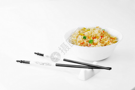 碗蔬菜炒饭筷子中国菜高清图片