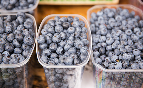 销售,收获,食品,水果农业蓝莓塑料盒街头市场背景图片