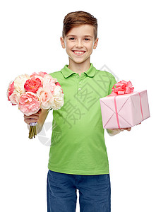童,假期,礼物人的快乐的男孩抱着花礼品盒图片