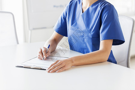 医学,人保健密切女医生护士写医疗报告剪贴板医院图片