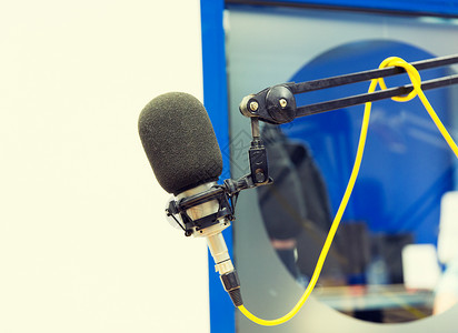 声母韵母技术,电子音频设备的麦克风录音室电台背景