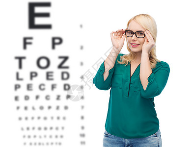 视觉,眼科,光学,保健人的微笑的轻妇女戴眼镜的眼线背景图片