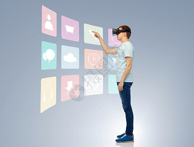 璃杯现实三维技术,虚拟现实,娱乐活动,网络人的快乐的轻人与虚拟现实耳机3D眼镜玩游戏触摸屏幕与菜单图标背景