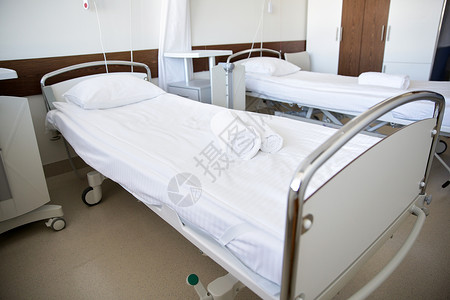 医疗保健医疗流动医院病房,干净的空床图片