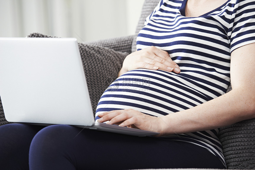 孕妇家用笔记本电脑图片